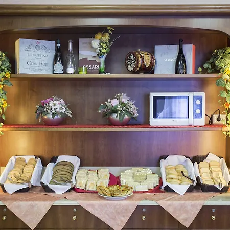 Ξενοδοχείο Gardenia 3*